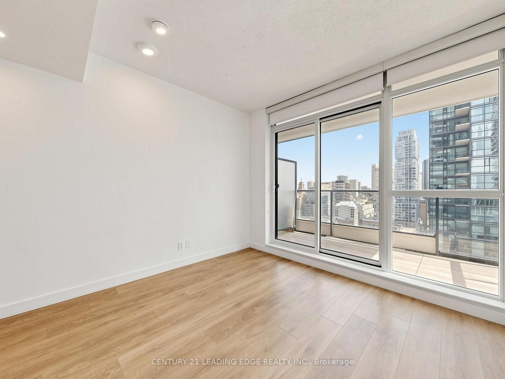 Photo 14 of Unit 2606, 38 Widmer Street, Toronto, Waterfront Communities — HOMEH