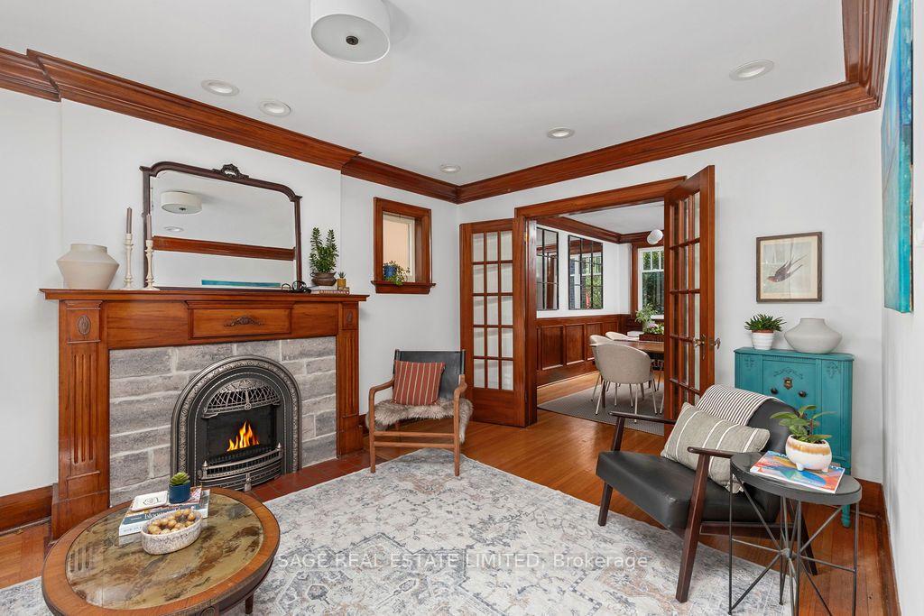 Photo 2 of 90 Methuen Avenue, Toronto, Lambton Baby Point — HOMEH