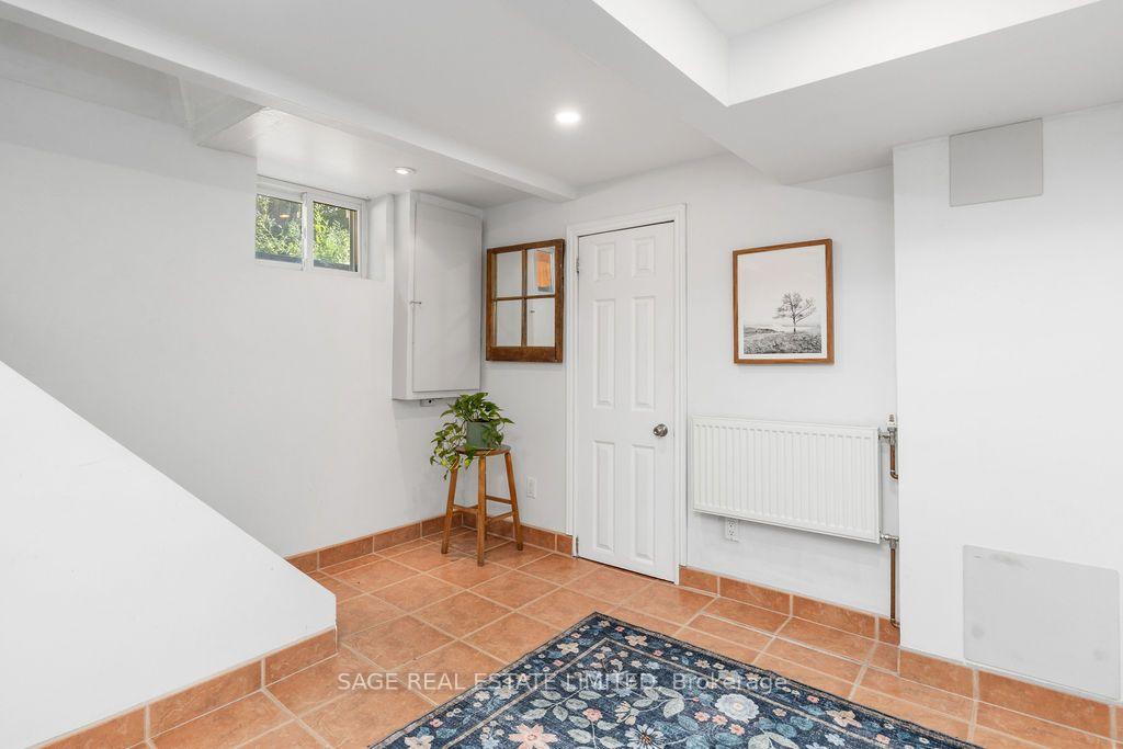 Photo 29 of 90 Methuen Avenue, Toronto, Lambton Baby Point — HOMEH