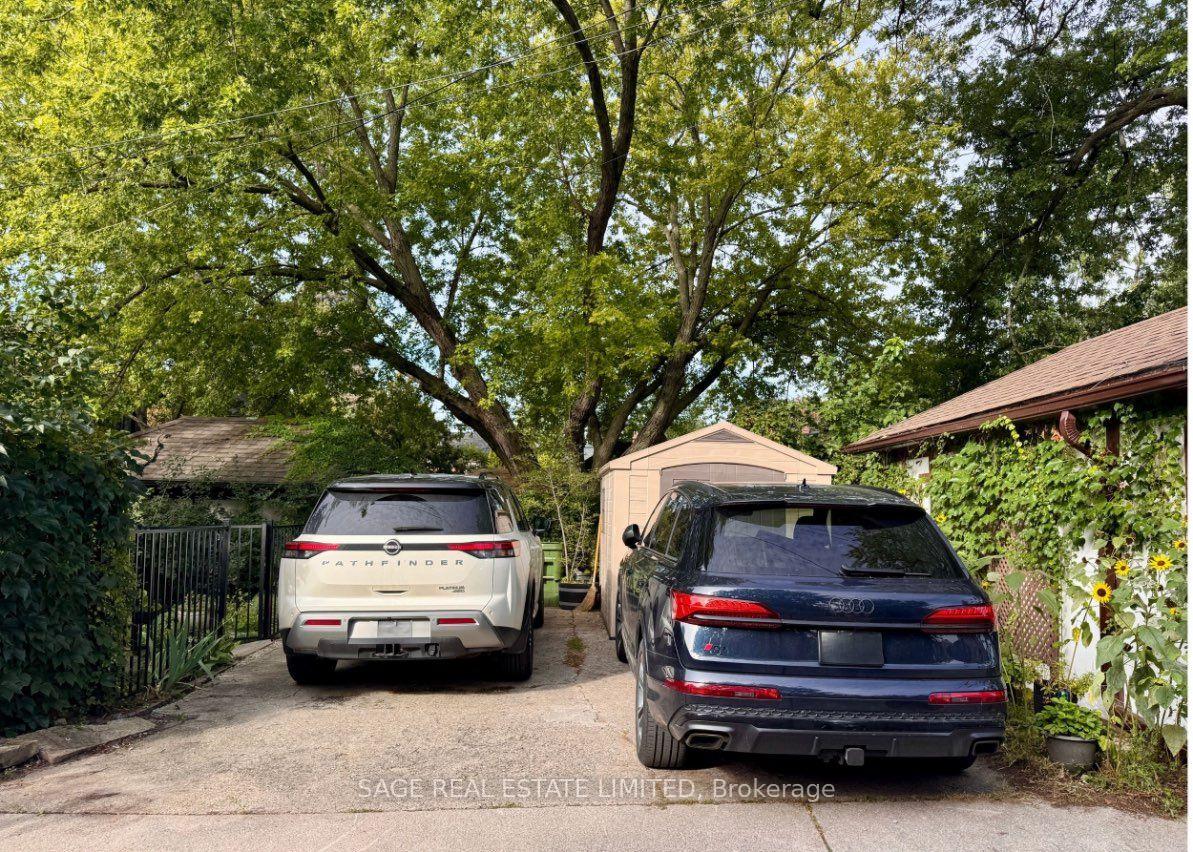 Photo 30 of 90 Methuen Avenue, Toronto, Lambton Baby Point — HOMEH