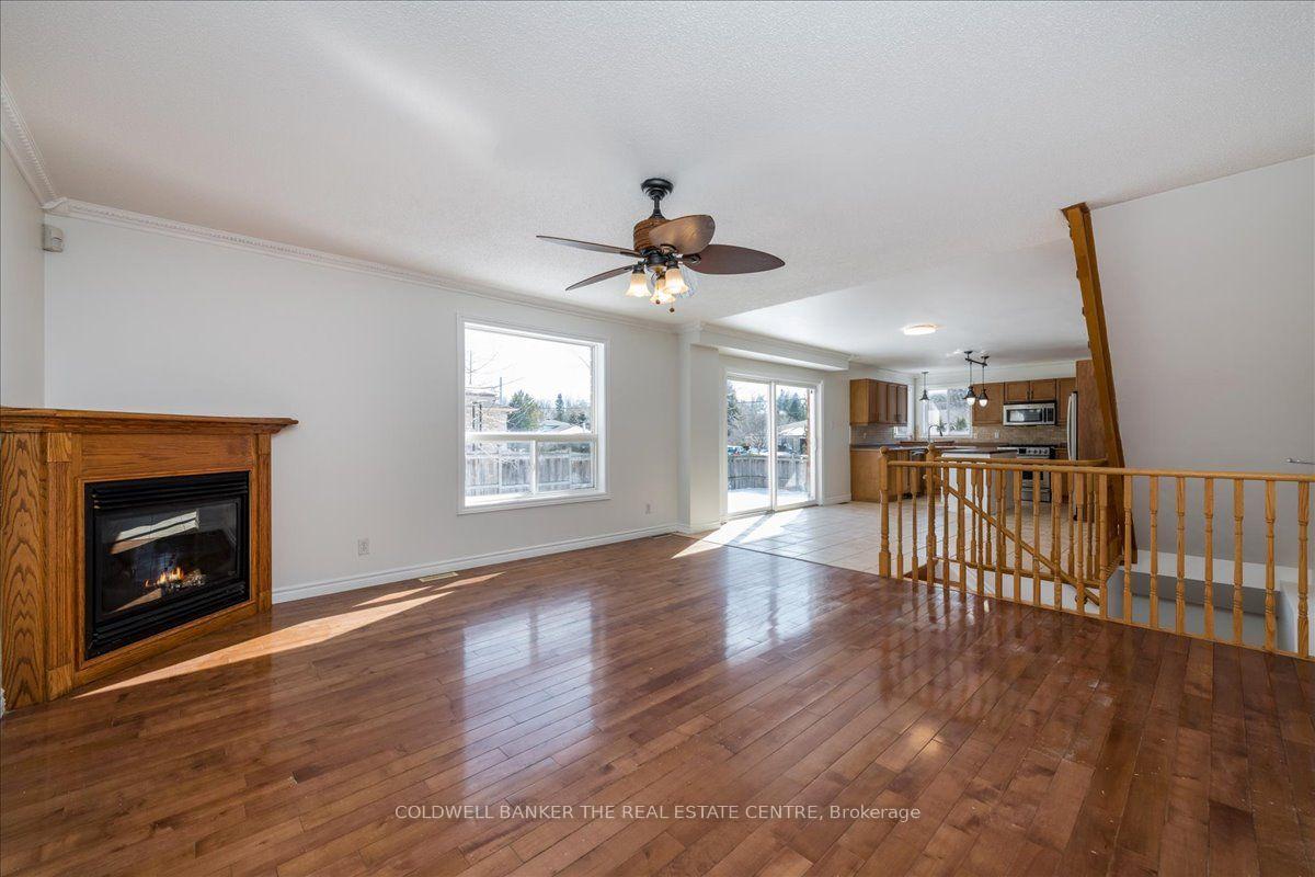Photo 8 of 229 Sproule Drive, Barrie, Edgehill Drive — HOMEH
