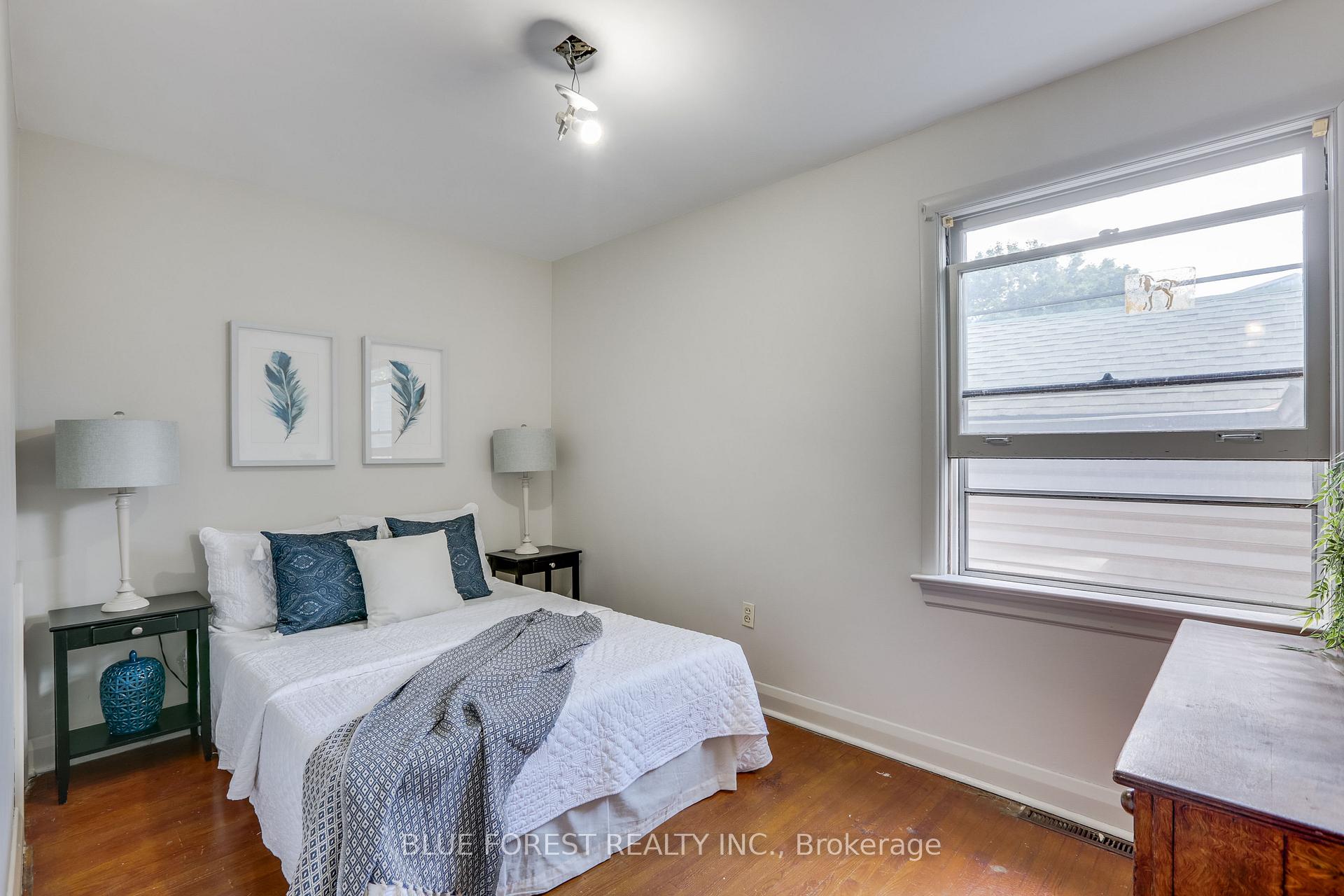 Photo 5 of 75 Pine Street E, Aylmer — HOMEH