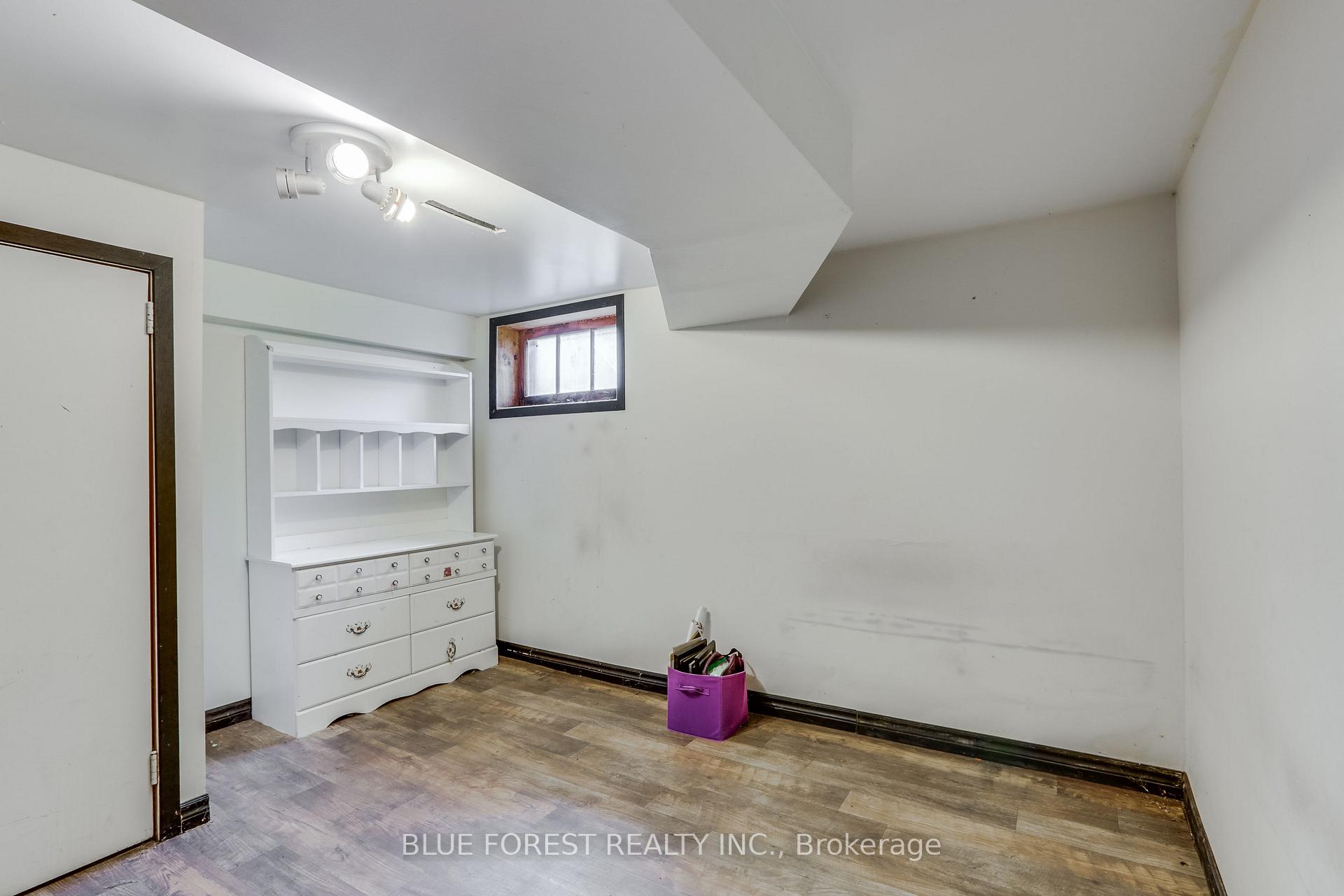 Photo 25 of 75 Pine Street E, Aylmer — HOMEH