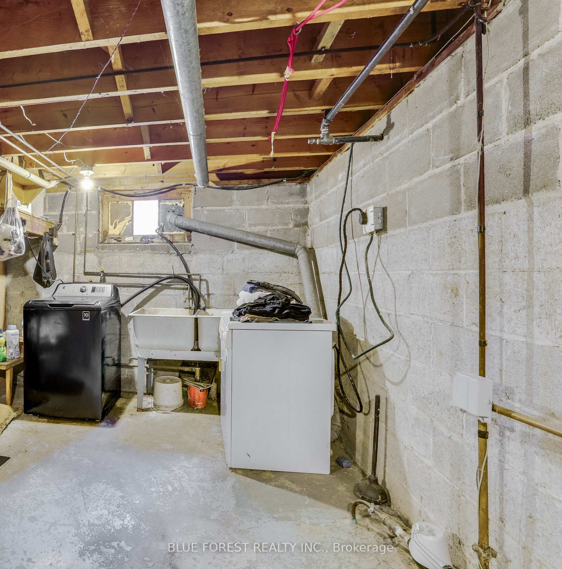 Photo 26 of 75 Pine Street E, Aylmer — HOMEH
