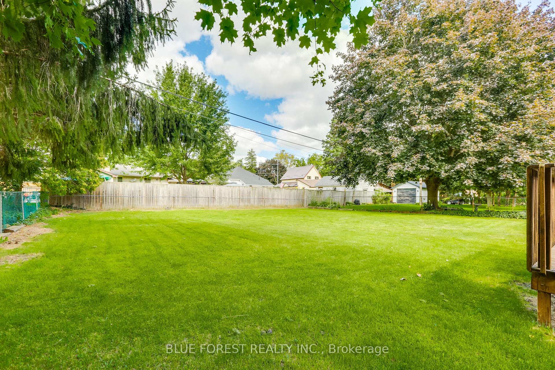 Photo 31 of 75 Pine Street E, Aylmer — HOMEH