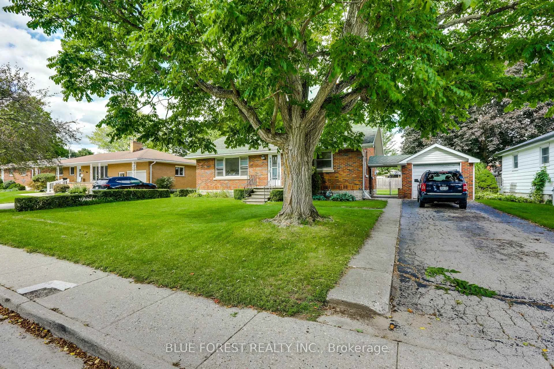 Photo 38 of 75 Pine Street E, Aylmer — HOMEH