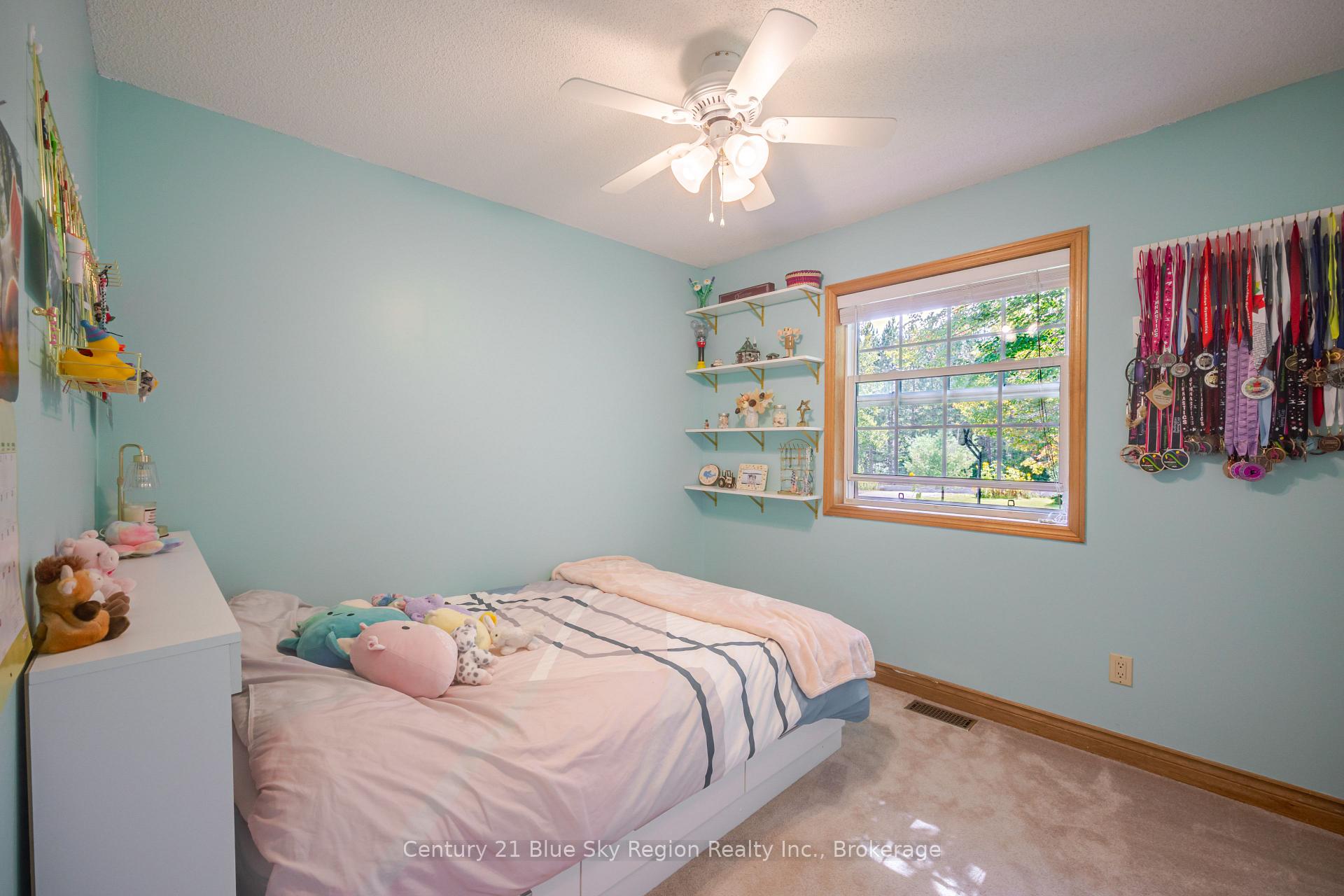 Photo 24 of 44 Springdale Drive, North Bay, Airport — HOMEH