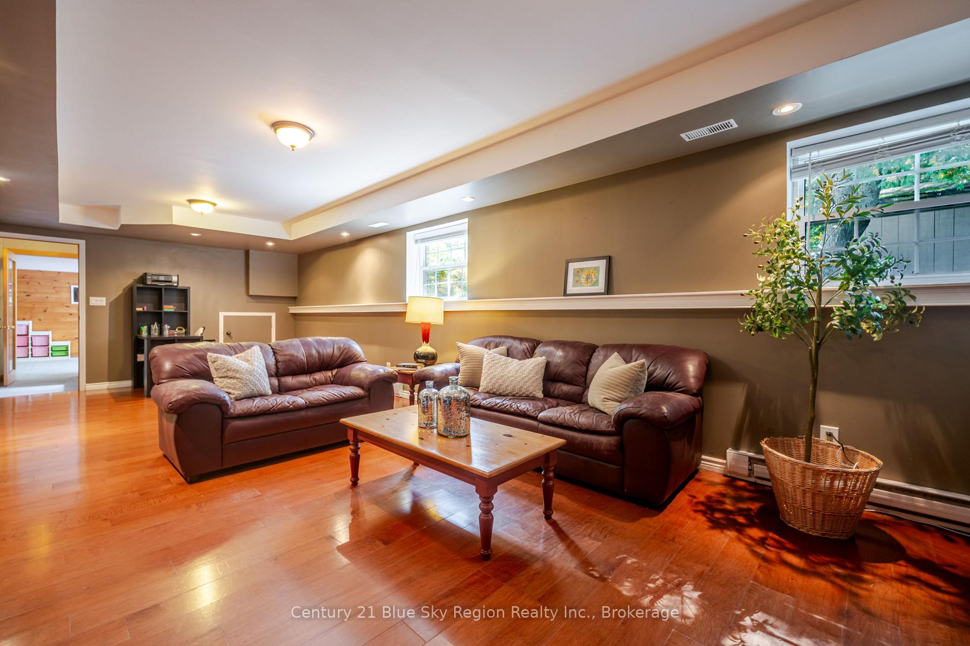 Photo 28 of 44 Springdale Drive, North Bay, Airport — HOMEH