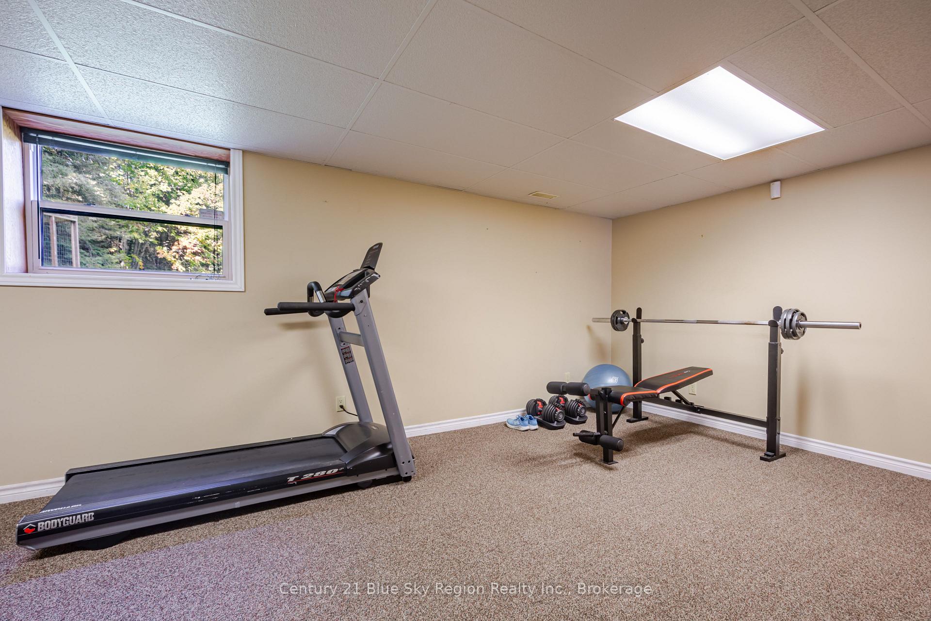 Photo 35 of 44 Springdale Drive, North Bay, Airport — HOMEH