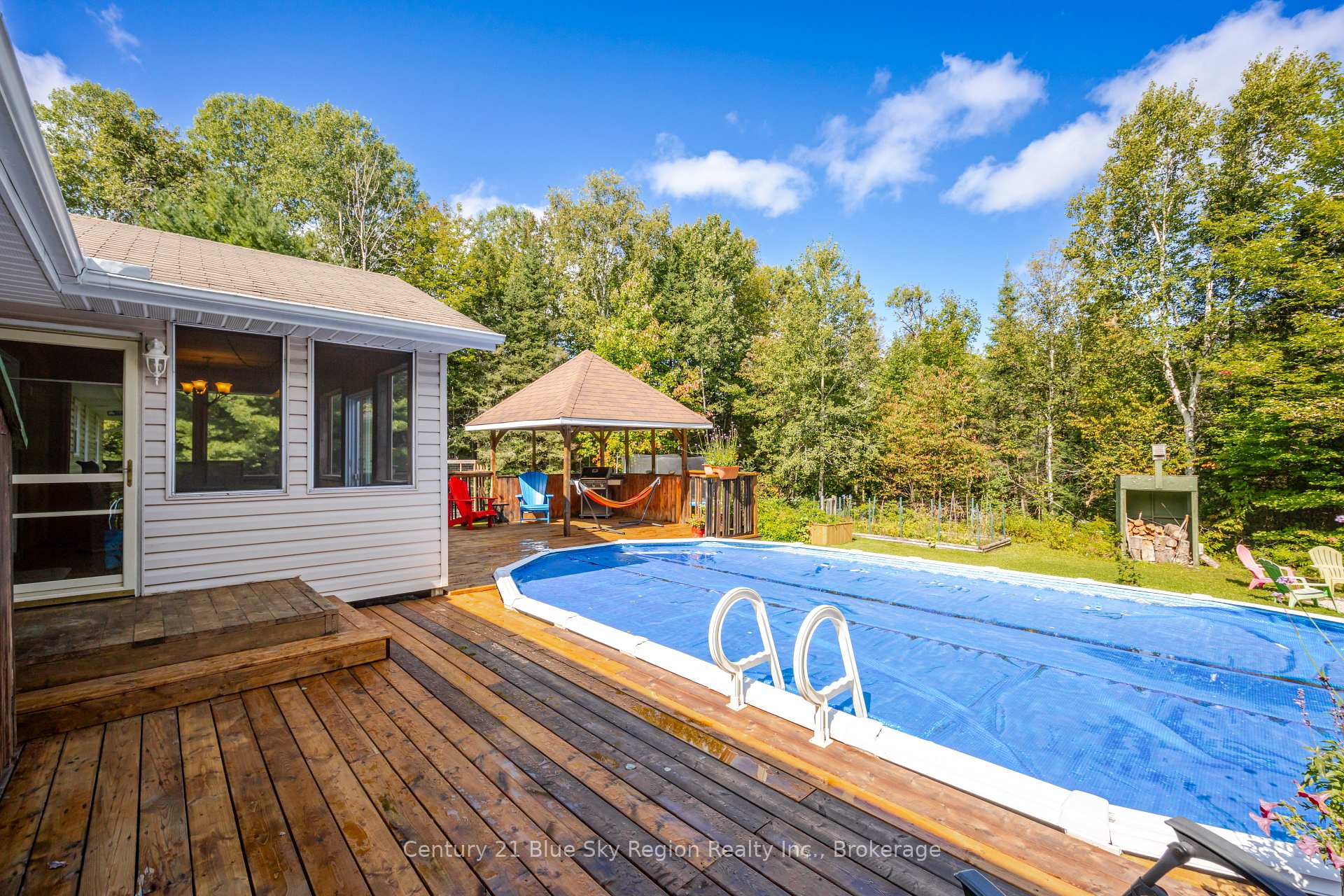 Photo 40 of 44 Springdale Drive, North Bay, Airport — HOMEH
