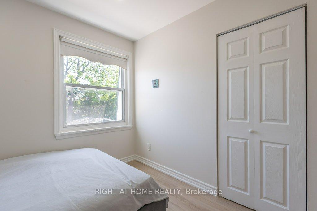 Photo 19 of 4 Fennimore Crescent, North York, Glenfield-Jane Heights — HOMEH