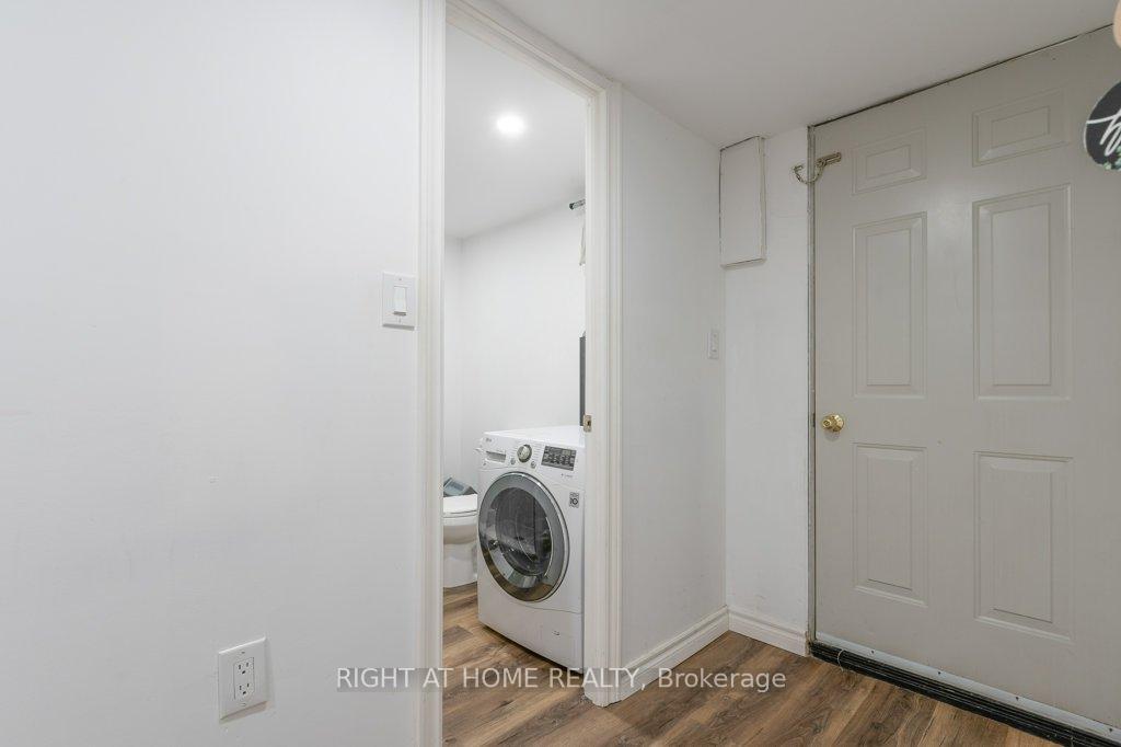 Photo 30 of 4 Fennimore Crescent, North York, Glenfield-Jane Heights — HOMEH