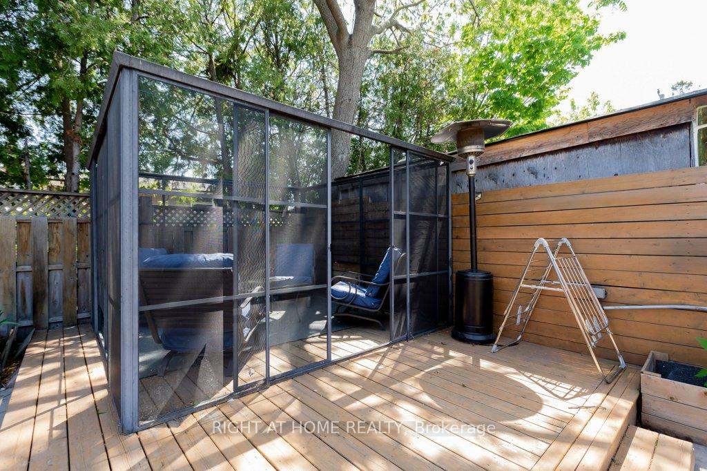 Photo 42 of 4 Fennimore Crescent, North York, Glenfield-Jane Heights — HOMEH