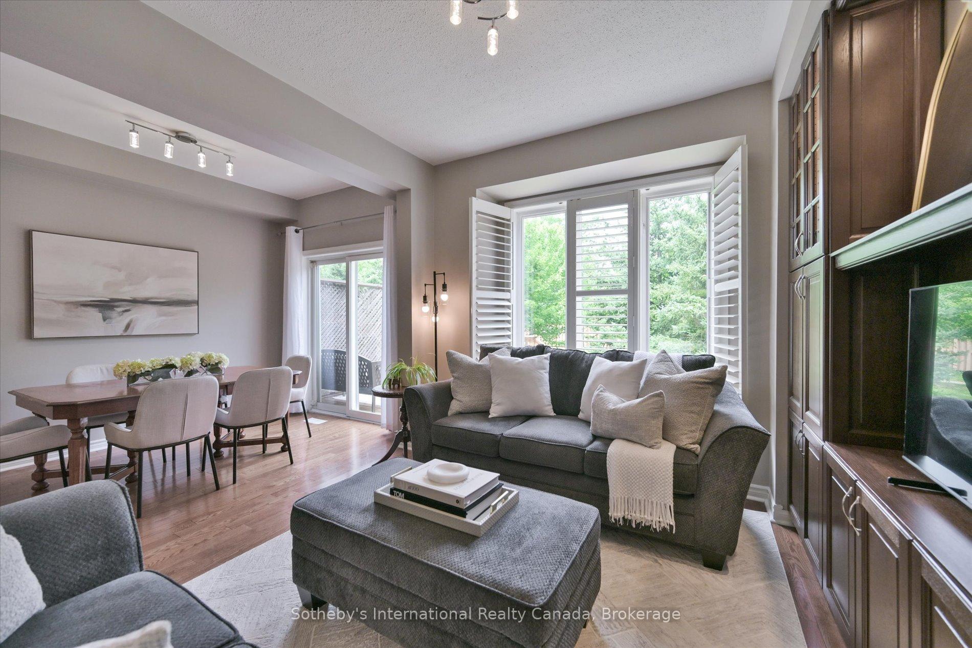 Photo 9 of Unit 41, 300 Ravineview Way, Oakville, Wedgewood Creek — HOMEH