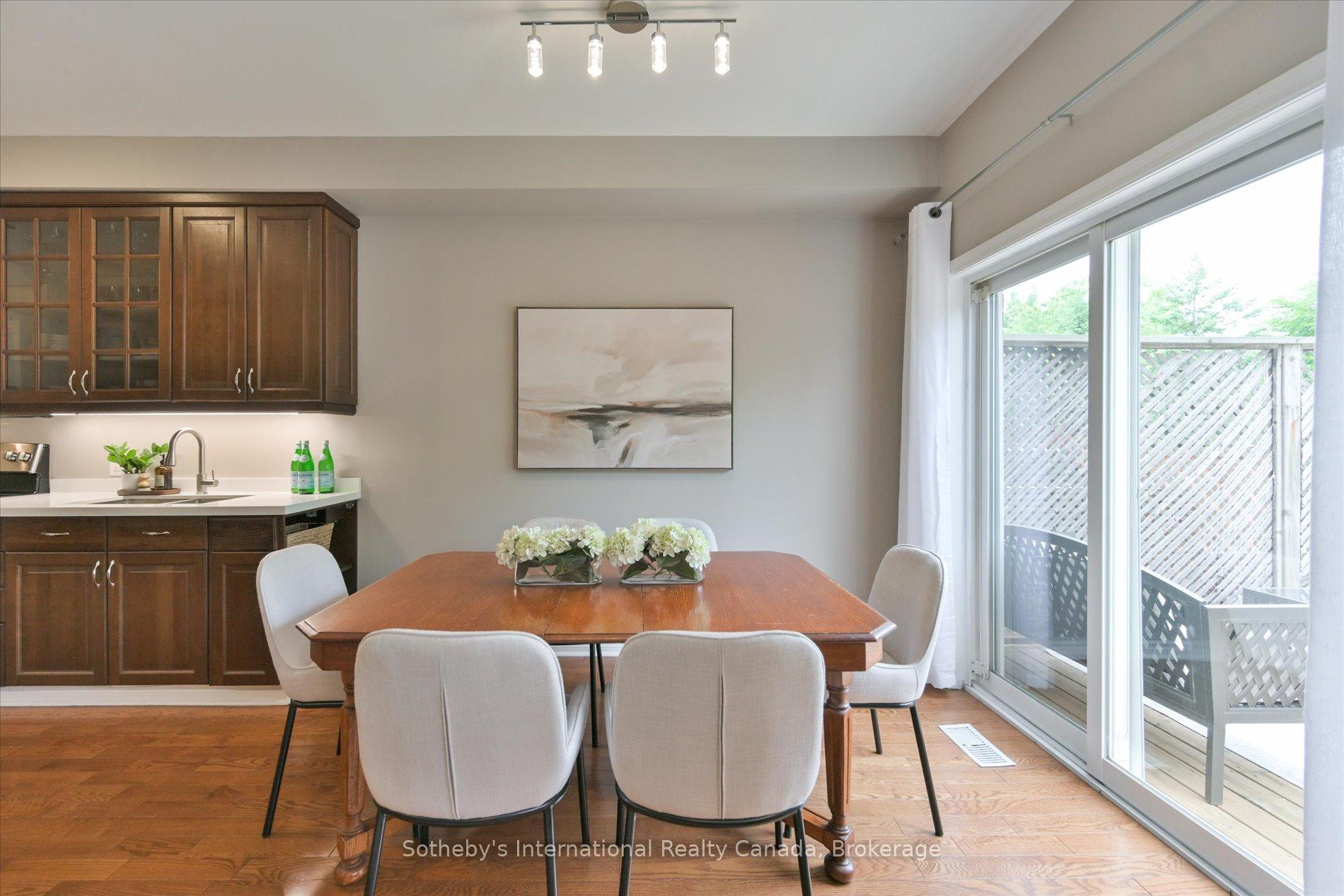 Photo 16 of Unit 41, 300 Ravineview Way, Oakville, Wedgewood Creek — HOMEH