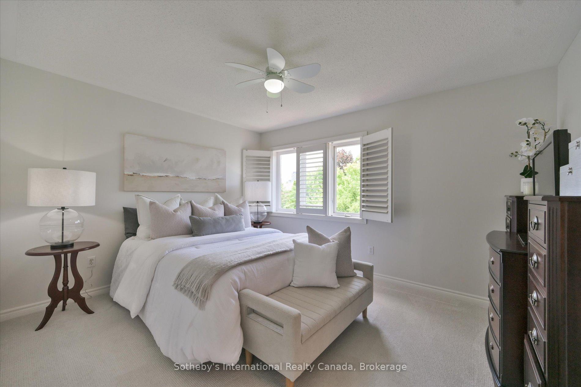 Photo 25 of Unit 41, 300 Ravineview Way, Oakville, Wedgewood Creek — HOMEH