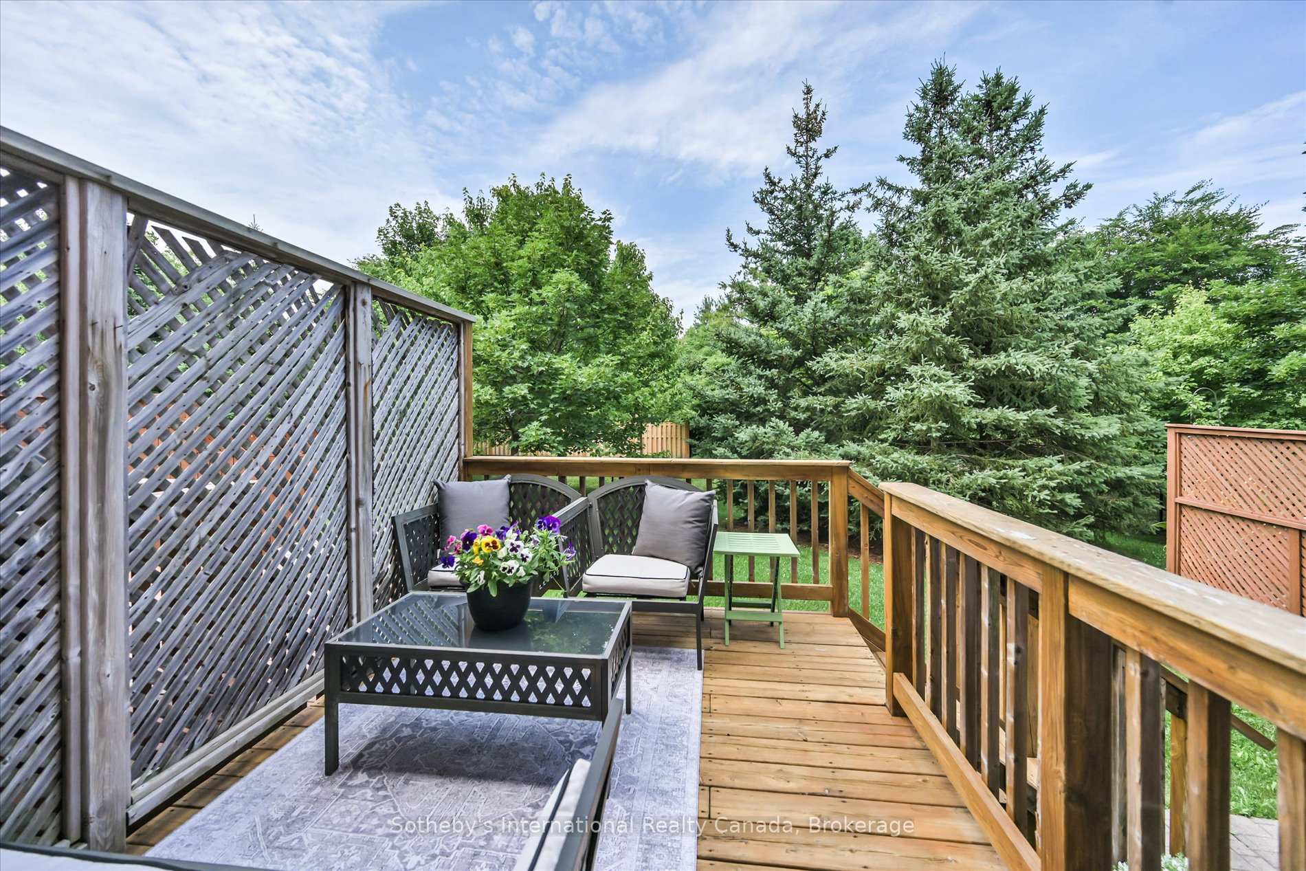 Photo 42 of Unit 41, 300 Ravineview Way, Oakville, Wedgewood Creek — HOMEH