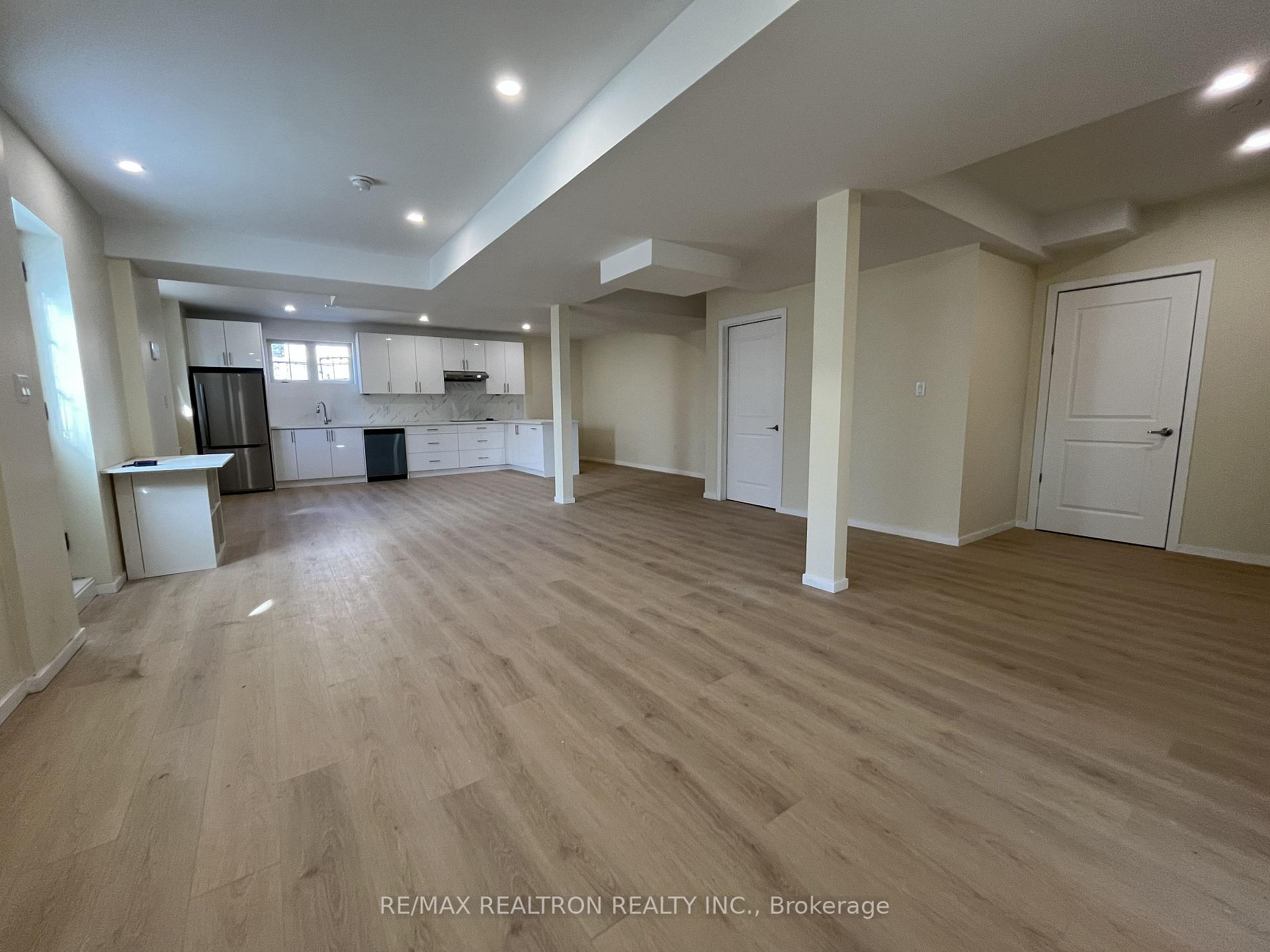 Photo 2 of 100 Alpaca Drive, Richmond Hill, Jefferson — HOMEH