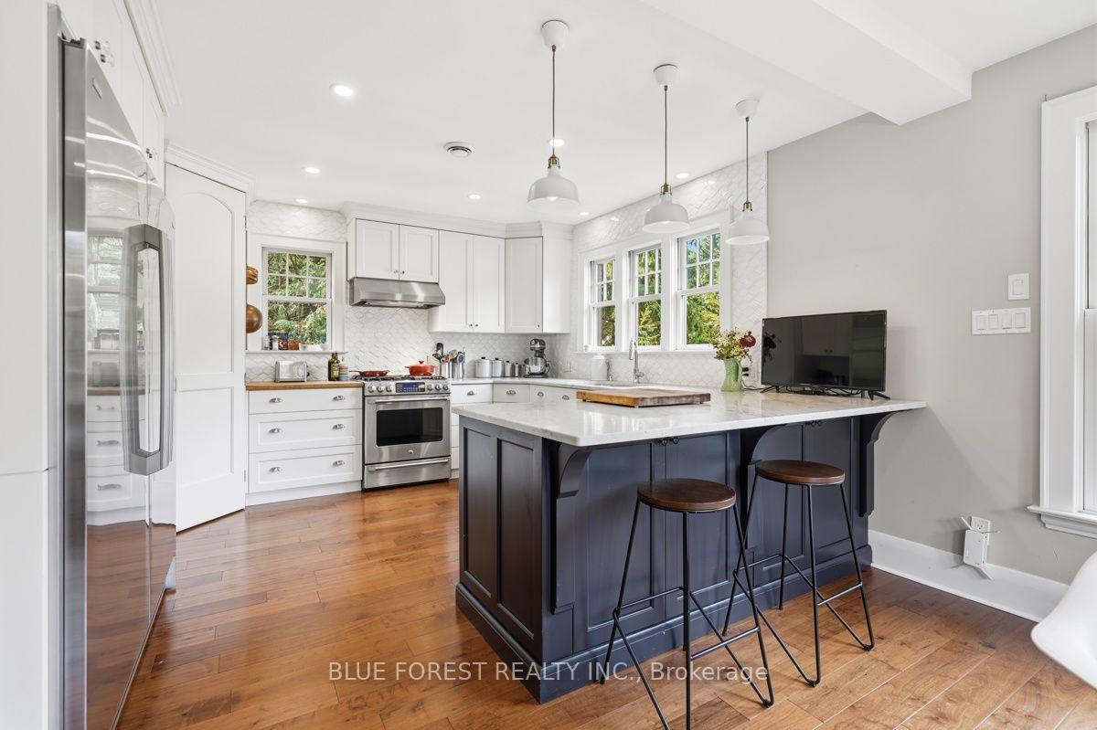 Photo 17 of 224 Base Line Road E, London, South G — HOMEH
