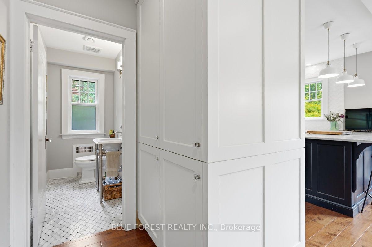 Photo 20 of 224 Base Line Road E, London, South G — HOMEH