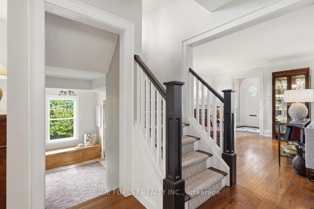 Photo 23 of 224 Base Line Road E, London, South G — HOMEH