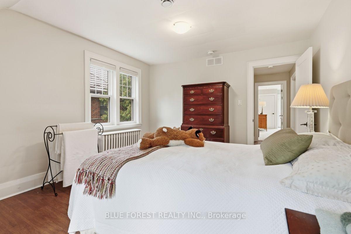 Photo 31 of 224 Base Line Road E, London, South G — HOMEH