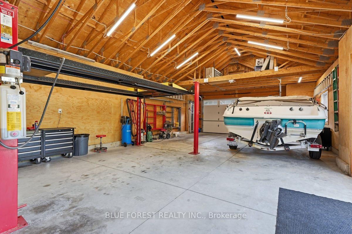 Photo 48 of 224 Base Line Road E, London, South G — HOMEH