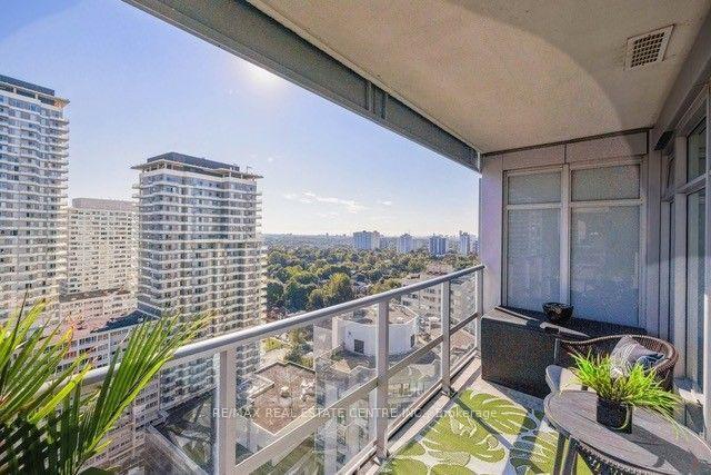 Photo 4 of Unit 2601, 2191 Yonge Street, Toronto, Mount Pleasant West — HOMEH