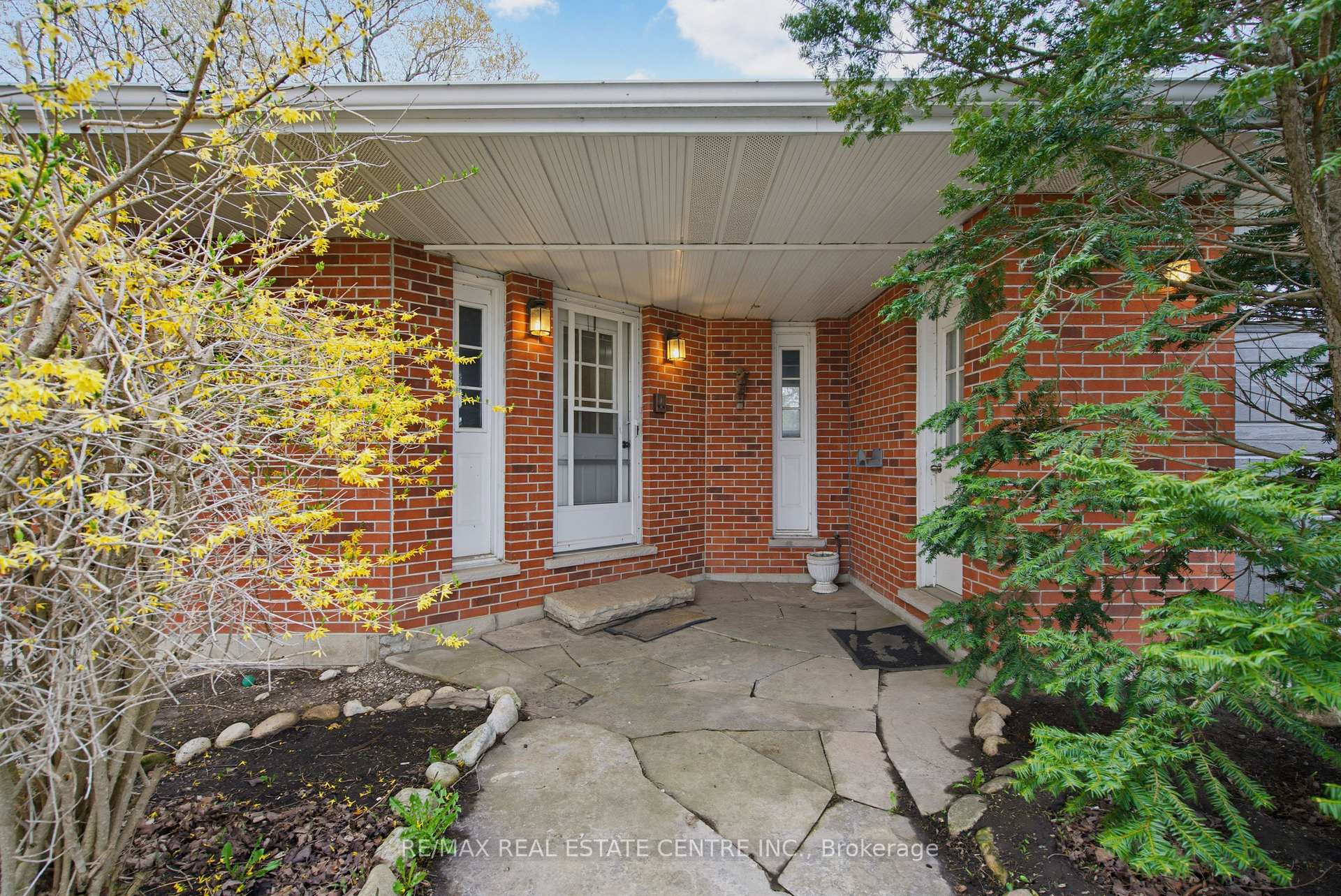 Photo 2 of 294052 8th Line, Amaranth, Rural Amaranth — HOMEH
