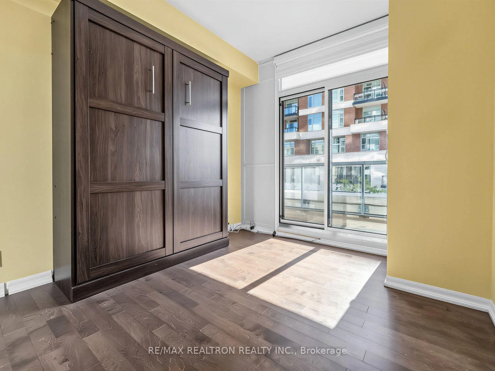 Photo 28 of Unit 209, 1940 Ironstone Drive, Burlington, Uptown — HOMEH