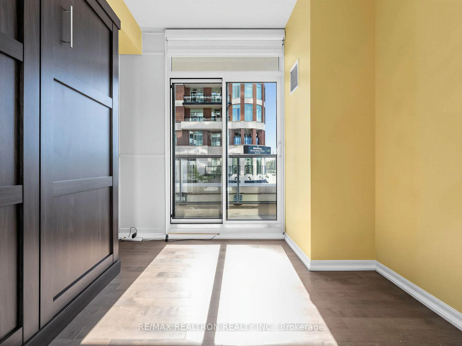 Photo 30 of Unit 209, 1940 Ironstone Drive, Burlington, Uptown — HOMEH