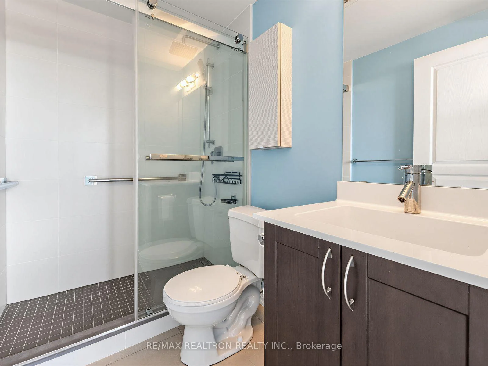 Photo 36 of Unit 209, 1940 Ironstone Drive, Burlington, Uptown — HOMEH