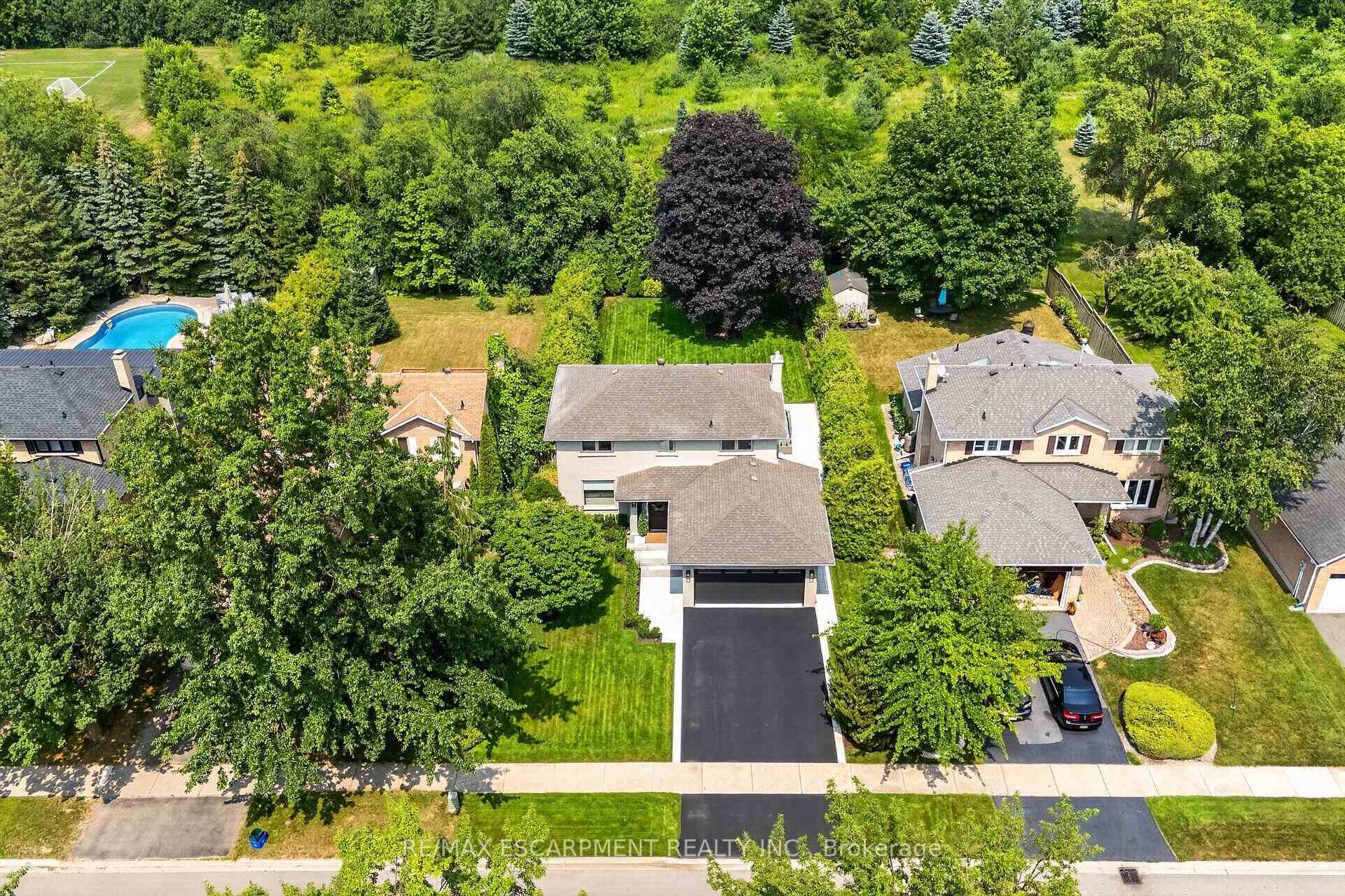 Photo 2 of 429 Claremont Crescent, Oakville, Ford — HOMEH