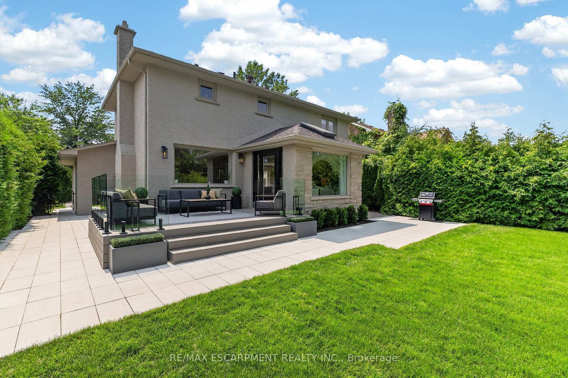 Photo 44 of 429 Claremont Crescent, Oakville, Ford — HOMEH