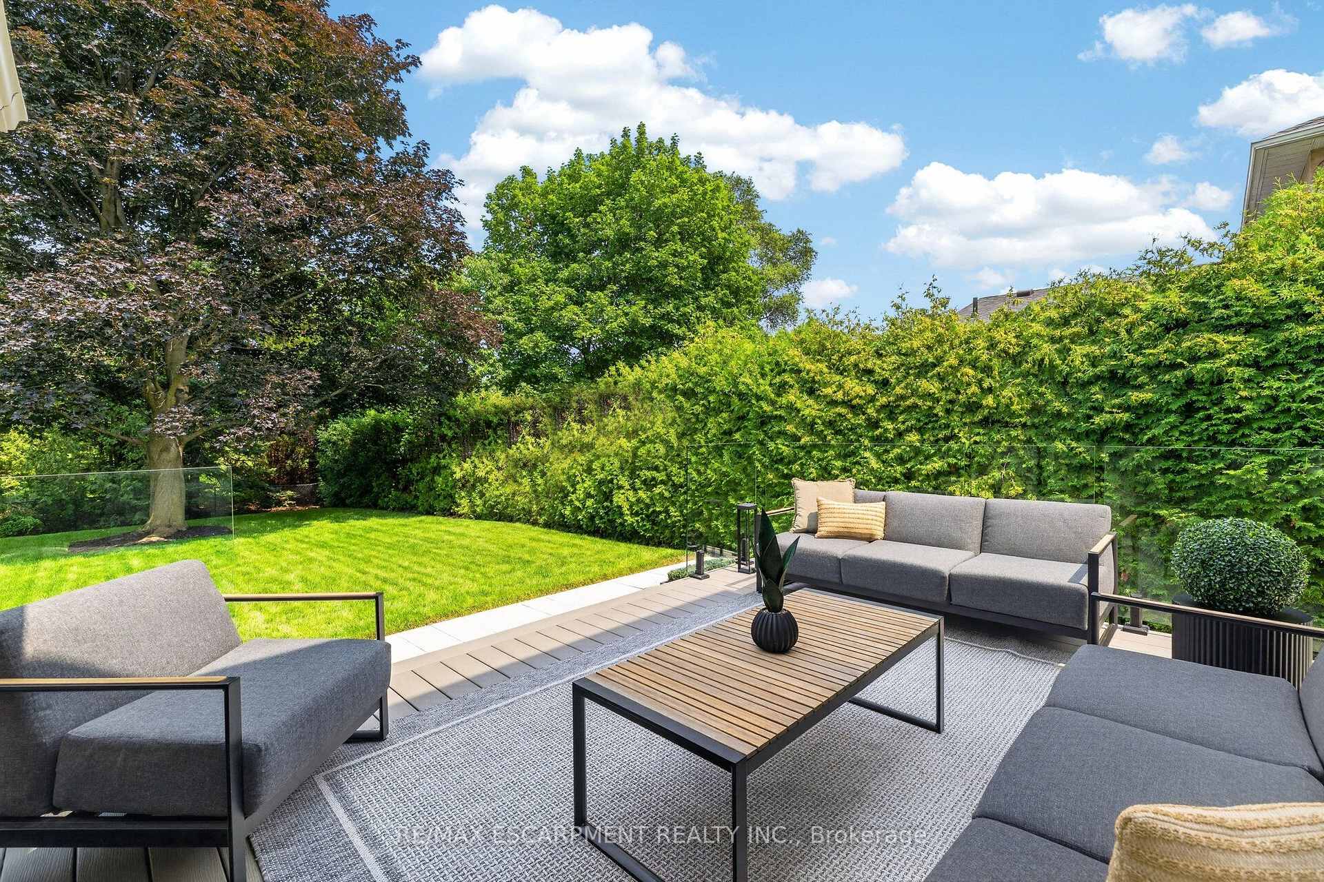 Photo 45 of 429 Claremont Crescent, Oakville, Ford — HOMEH