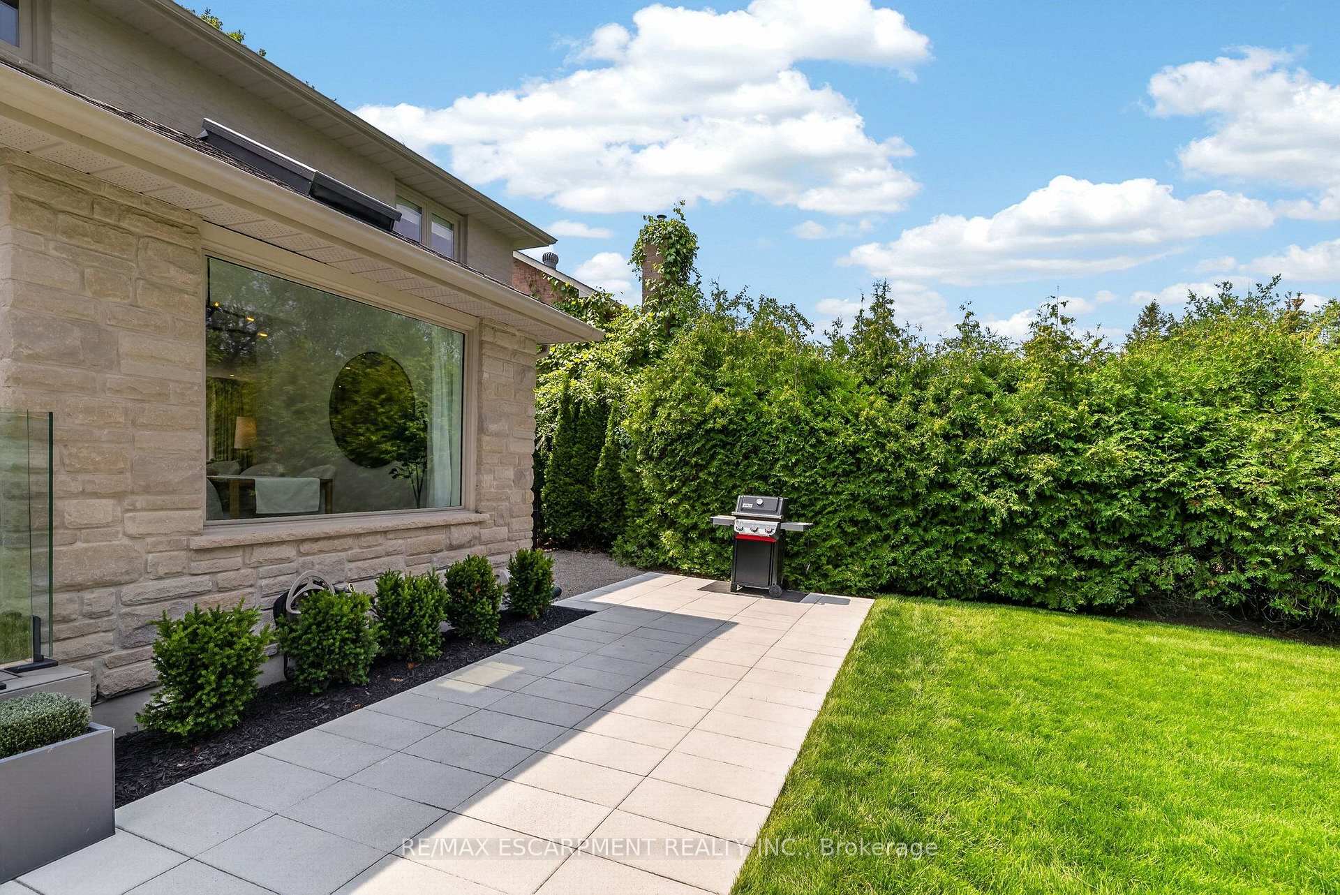 Photo 47 of 429 Claremont Crescent, Oakville, Ford — HOMEH