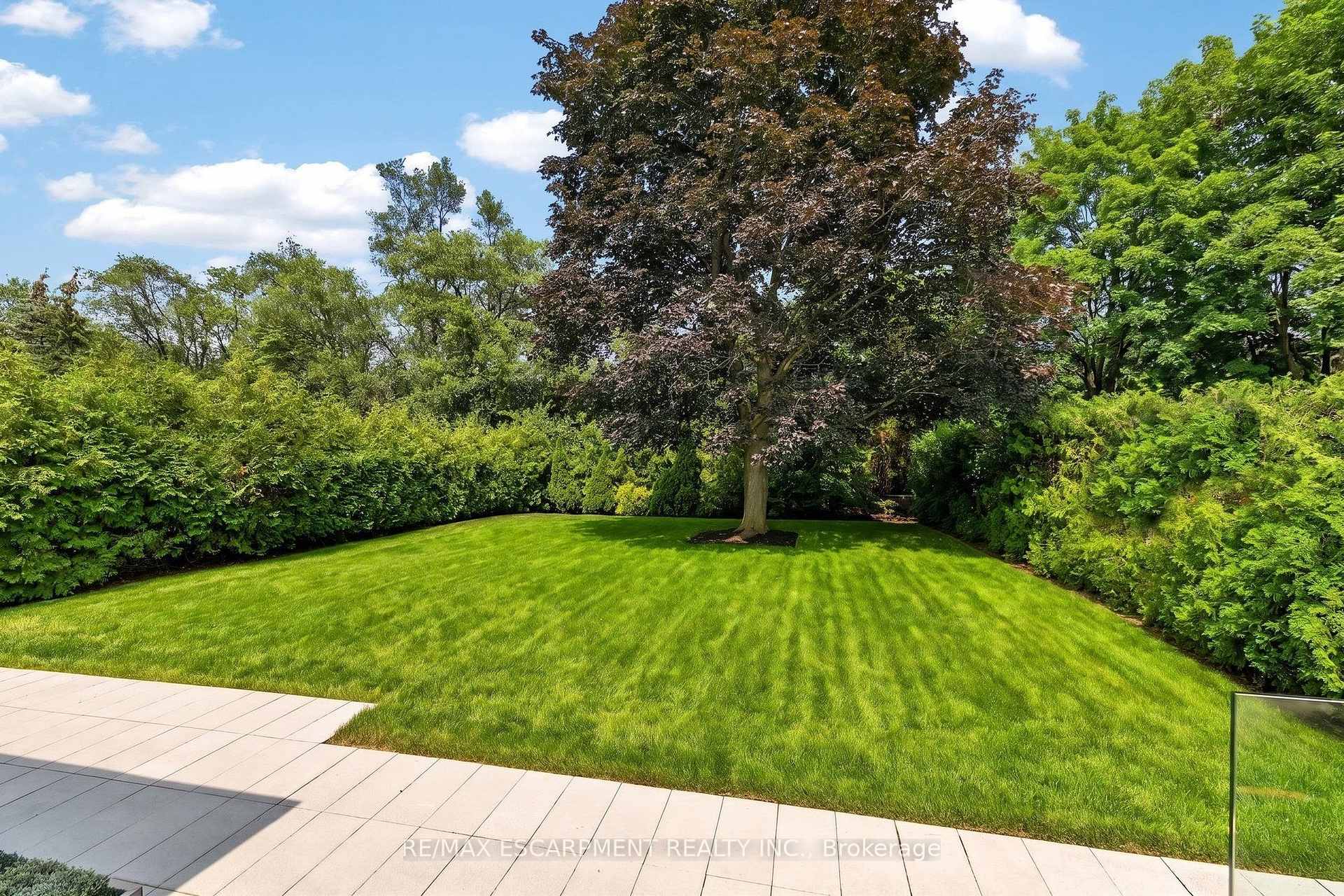 Photo 48 of 429 Claremont Crescent, Oakville, Ford — HOMEH