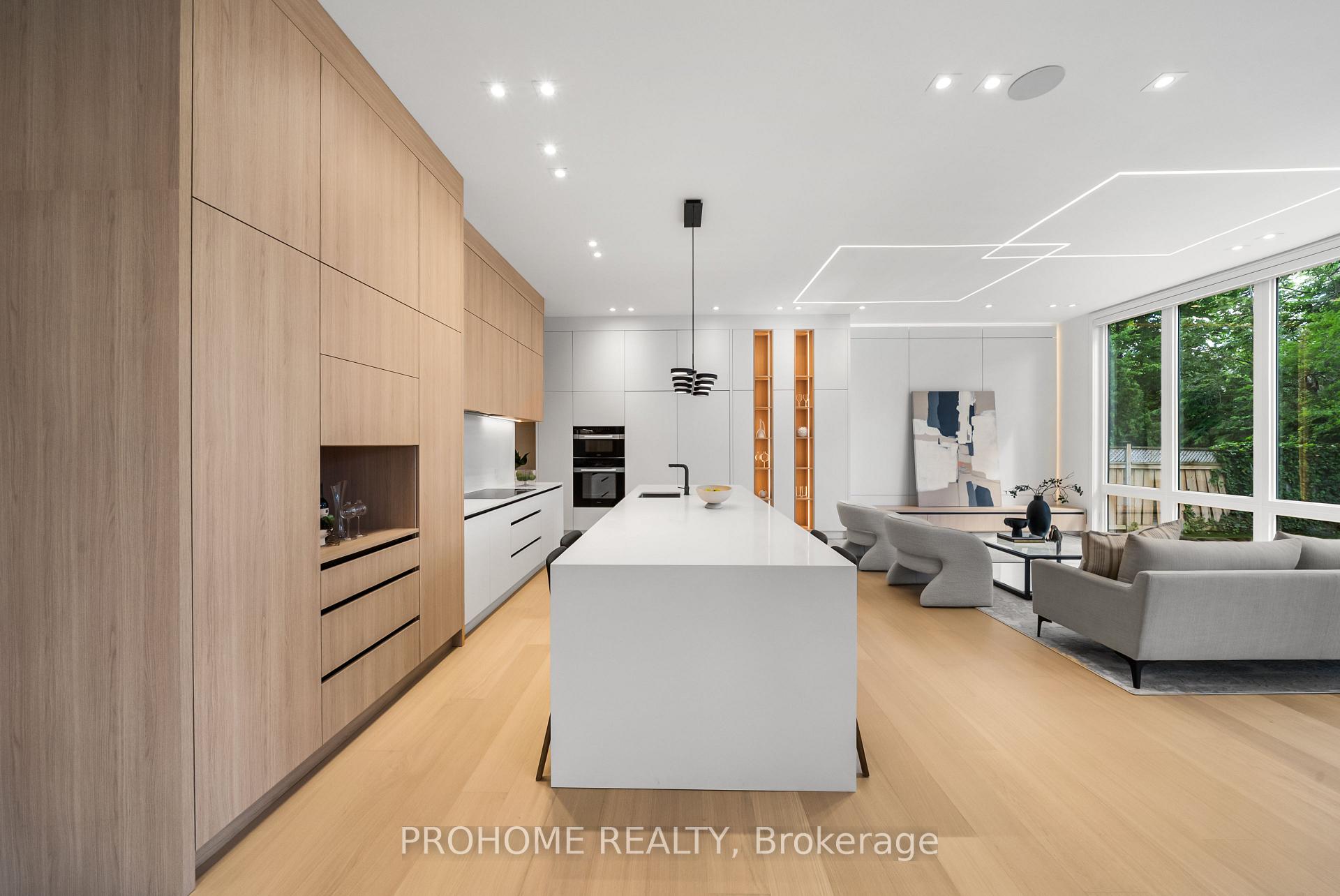 Photo 16 of 15 Aldershot Crescent, North York, St. Andrew-Windfields — HOMEH