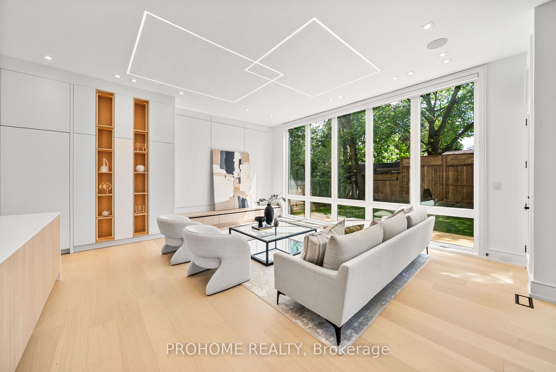 Photo 19 of 15 Aldershot Crescent, North York, St. Andrew-Windfields — HOMEH