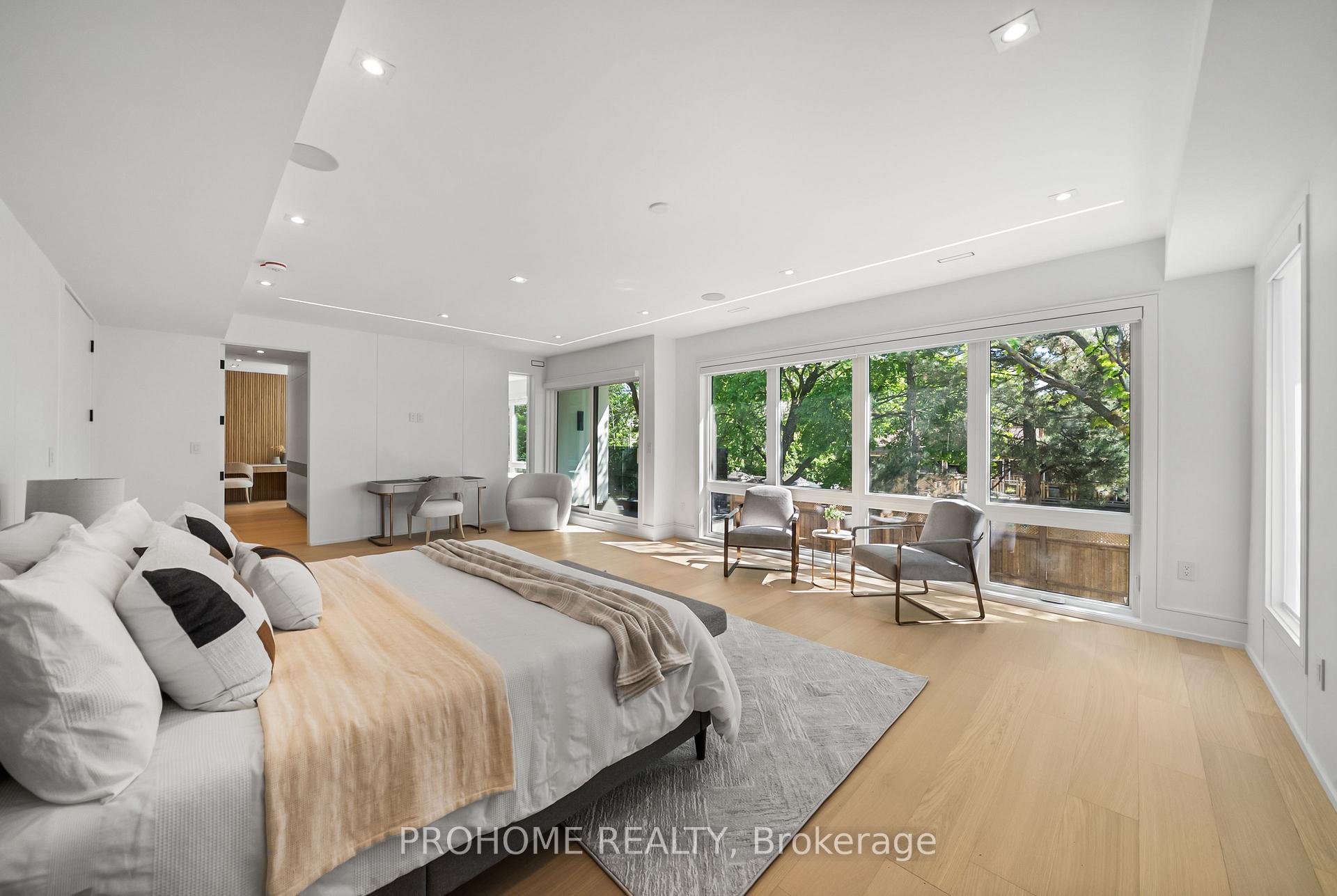 Photo 29 of 15 Aldershot Crescent, North York, St. Andrew-Windfields — HOMEH