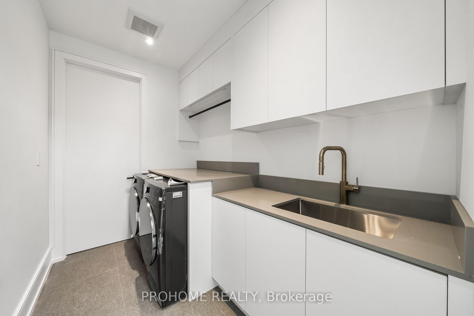 Photo 34 of 15 Aldershot Crescent, North York, St. Andrew-Windfields — HOMEH