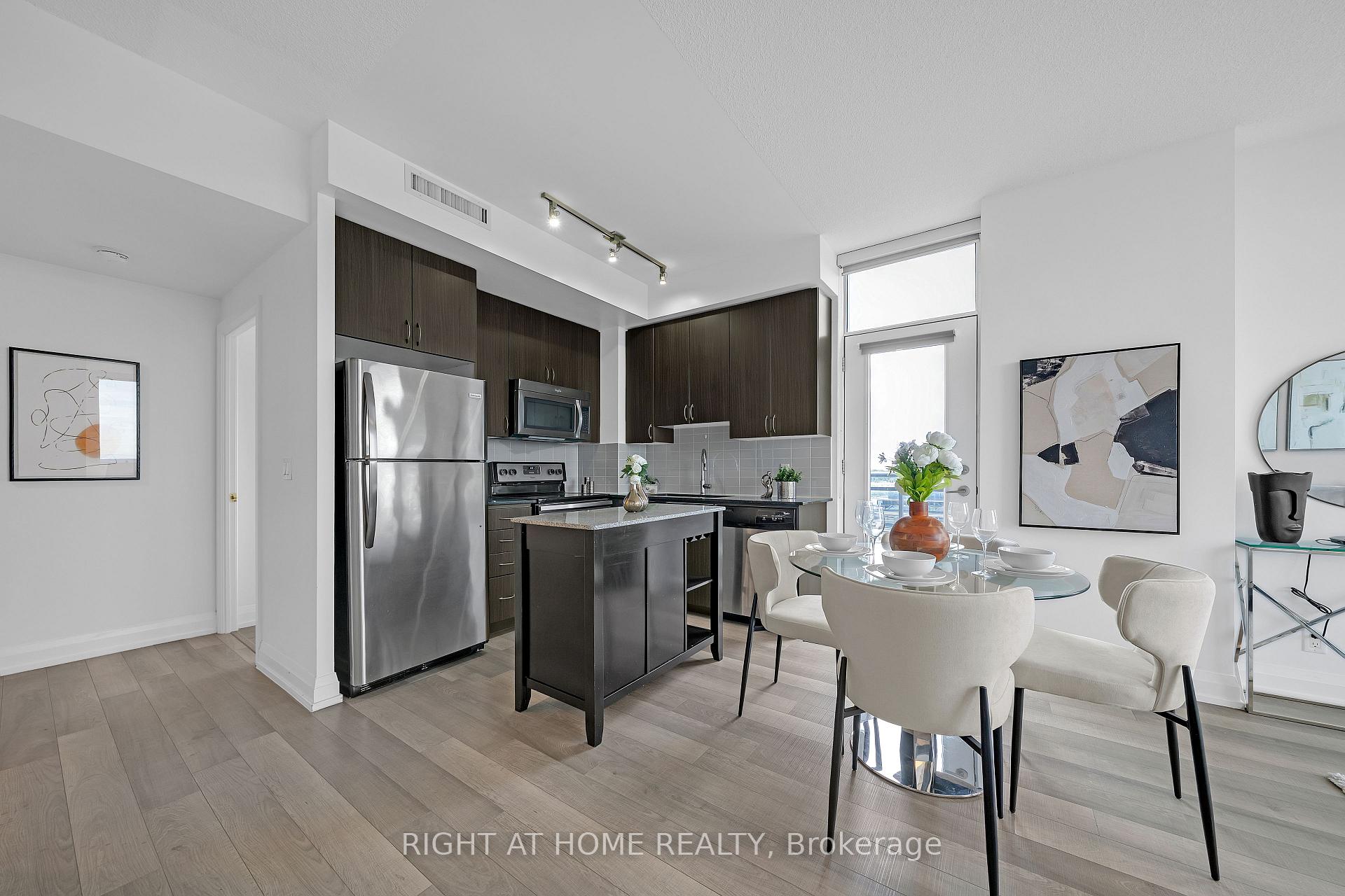 Photo 16 of Unit 1021, 370 Highway 7 E, Richmond Hill, Doncrest — HOMEH