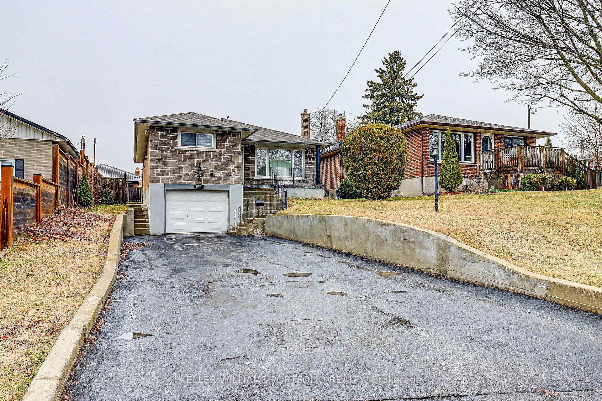 Photo 1 of Unit Lower Level, 962 Willowdale Avenue, Oshawa, Donevan — HOMEH