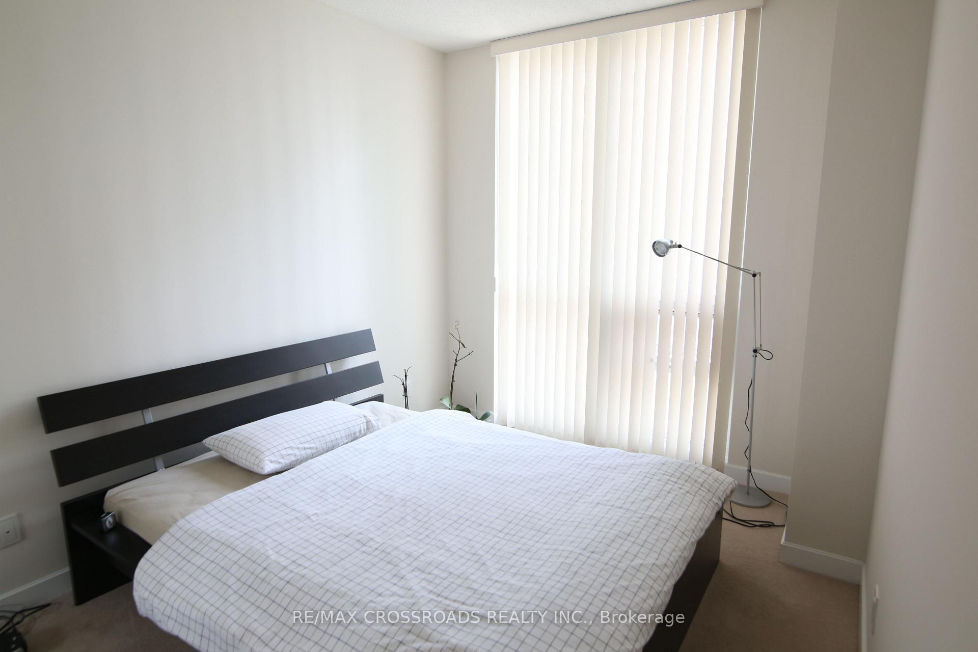Photo 3 of Unit 1805, 33 Bay Street, Toronto, Waterfront Communities — HOMEH