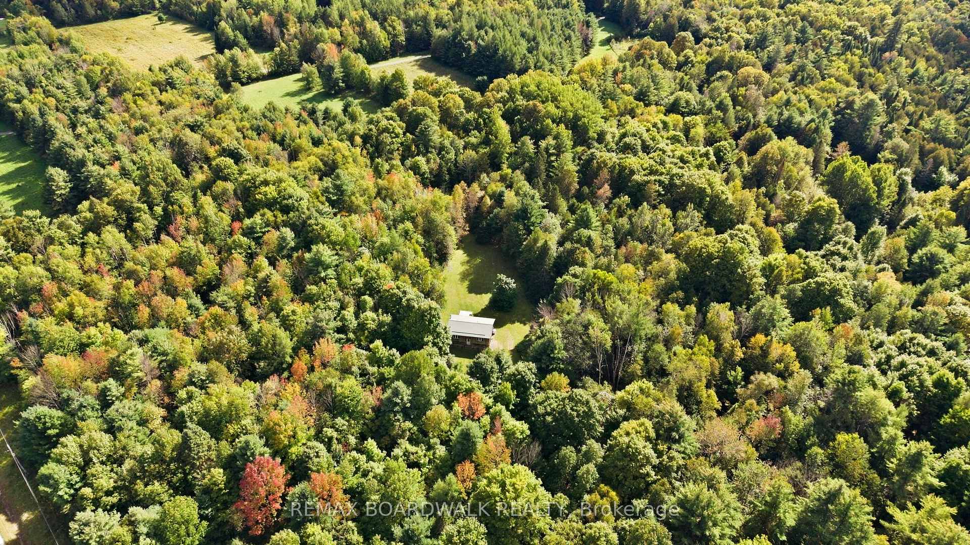 Photo 4 of 6043 511 Highway, Lanark Highlands, Lanark Highlands (Lanark) Twp — HOMEH