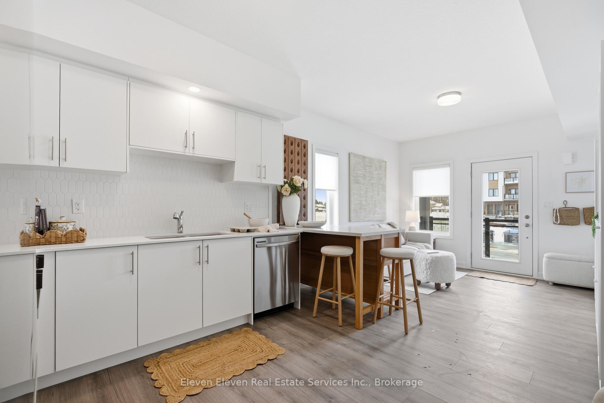 Photo 12 of Unit 55, 331 Clair Road E, Guelph, Pineridge/Westminster Woods — HOMEH