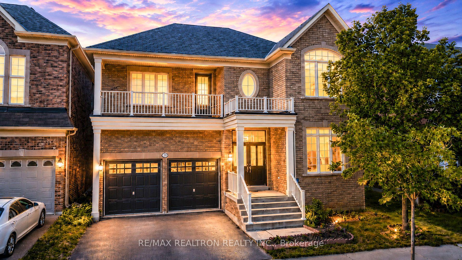 Photo 2 of 28 Brightside Avenue, Richmond Hill, Jefferson — HOMEH