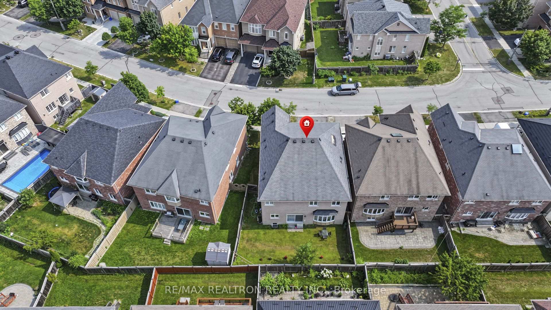 Photo 6 of 28 Brightside Avenue, Richmond Hill, Jefferson — HOMEH
