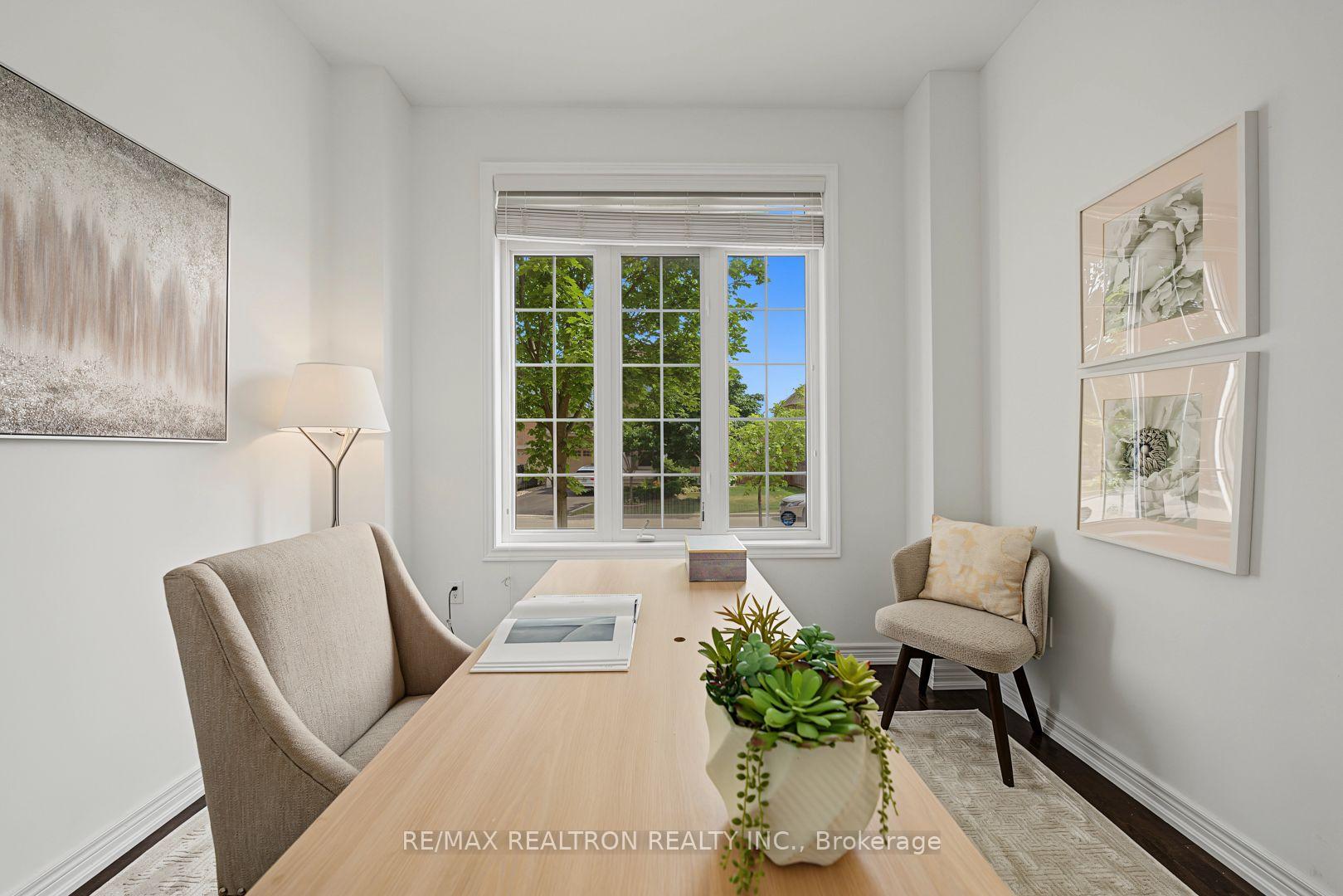 Photo 9 of 28 Brightside Avenue, Richmond Hill, Jefferson — HOMEH