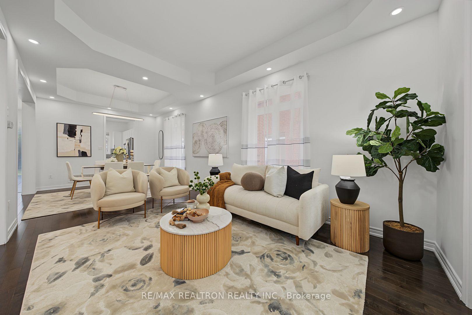 Photo 11 of 28 Brightside Avenue, Richmond Hill, Jefferson — HOMEH